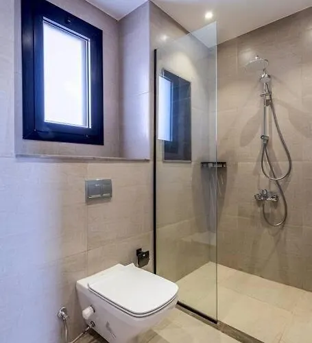 Freshly Minted: 1br Fanadir Marina *
