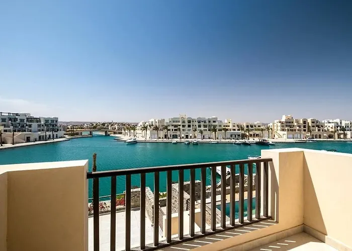 Freshly Minted: 1br Fanadir Marina